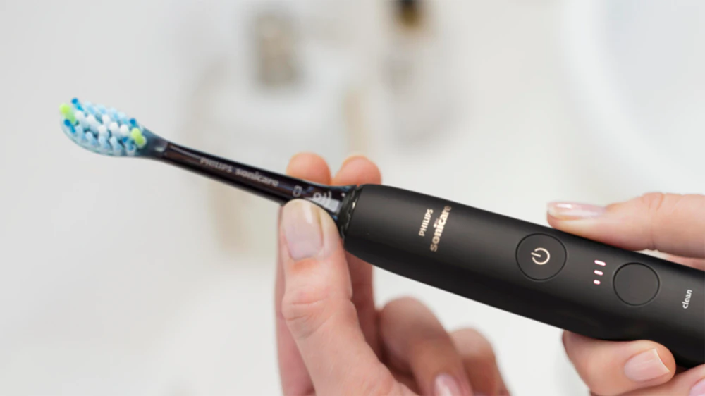 Philips Sonicare C3 Premium Plaque Defense Ersatzbürstenköpfe Schwarz (4 Stk.)